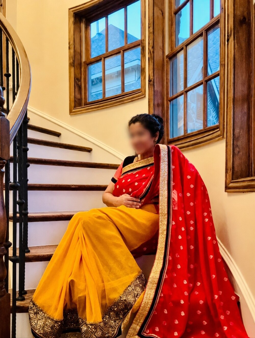 Vibrant Dual-Tone Chiffon Saree